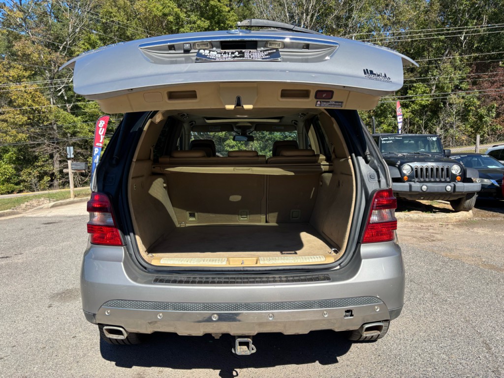 2008 Mercedes-Benz M-Class Image 14