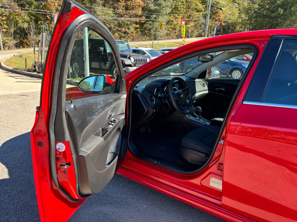 2015 Chevrolet Cruze Image 5