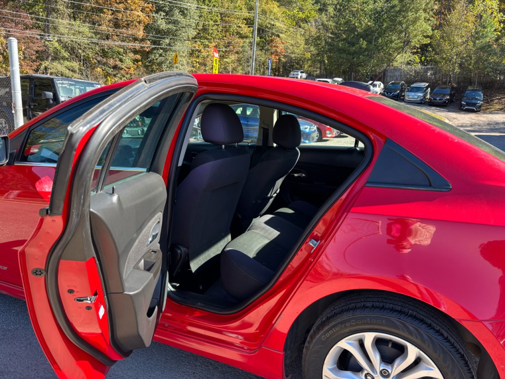 2015 Chevrolet Cruze Image 7