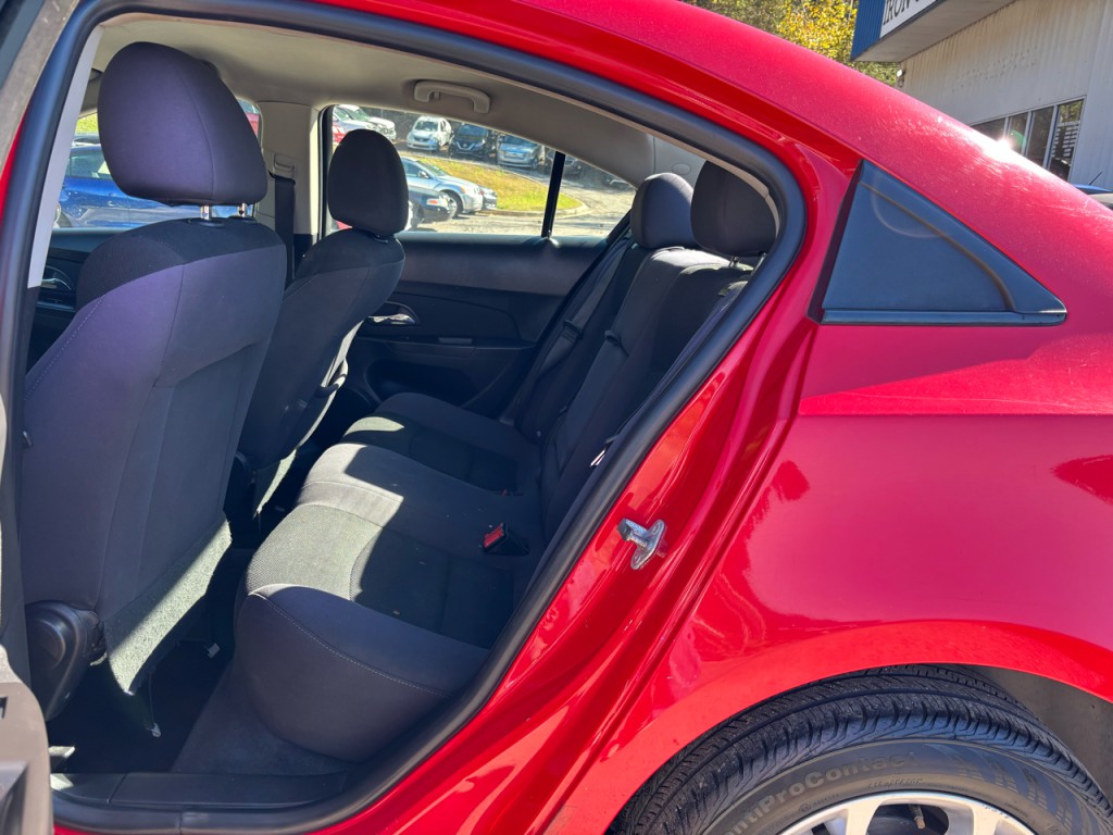 2015 Chevrolet Cruze Image 8