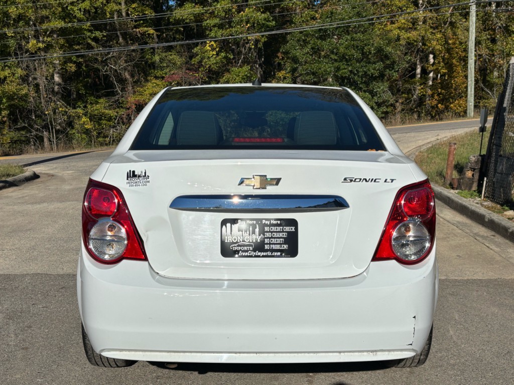 2013 Chevrolet Sonic Image 13