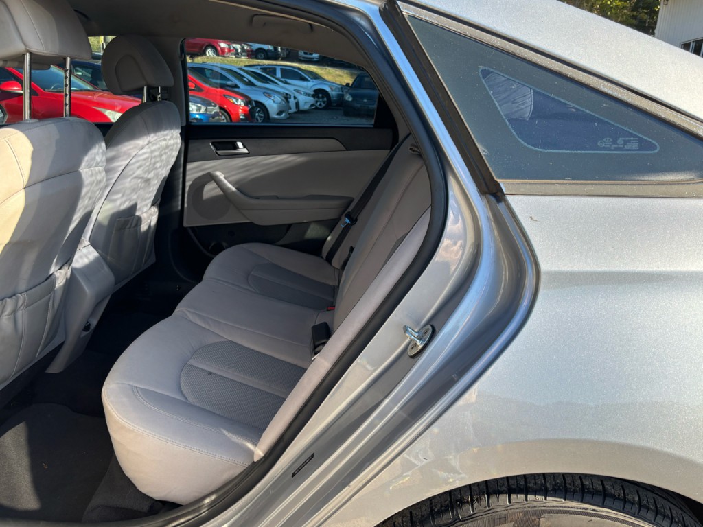 2017 Hyundai Sonata Image 8