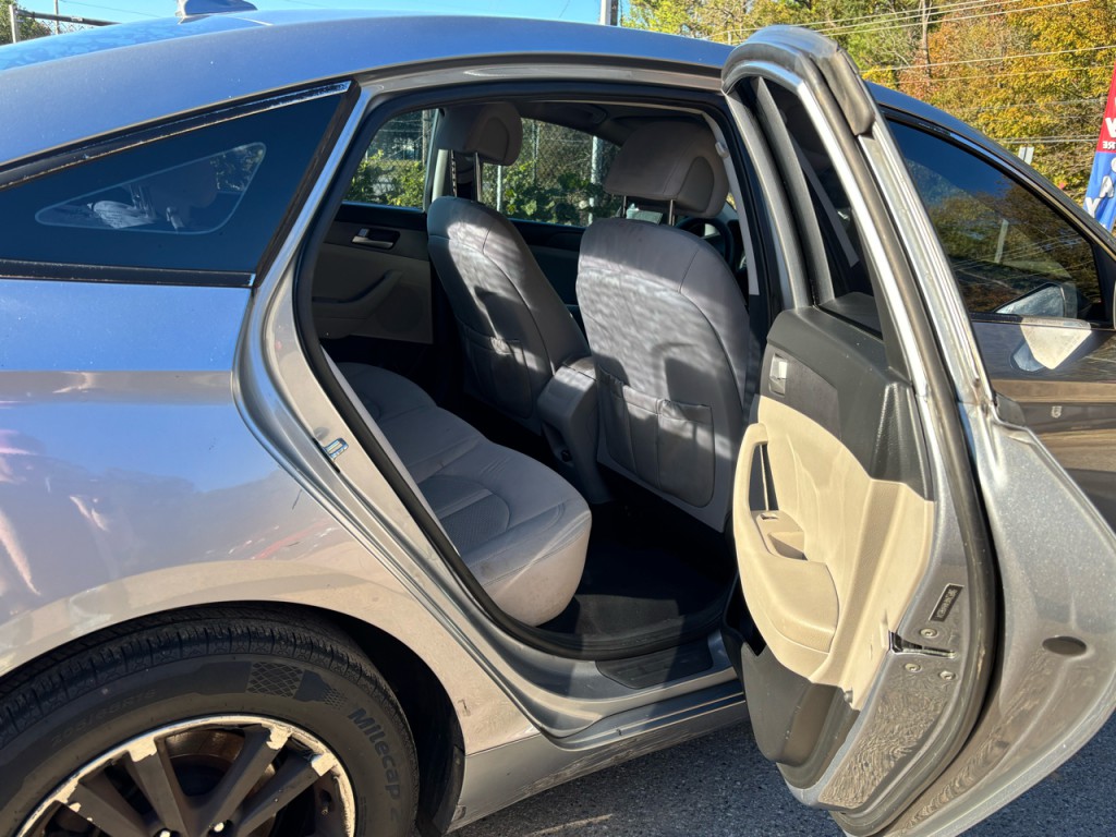 2017 Hyundai Sonata Image 11