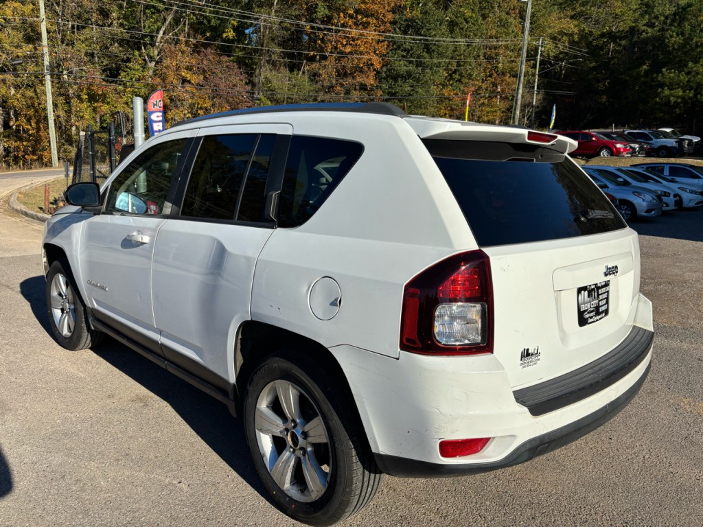 2012 Jeep Compass Image 4