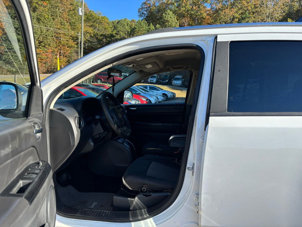 2012 Jeep Compass Image 6
