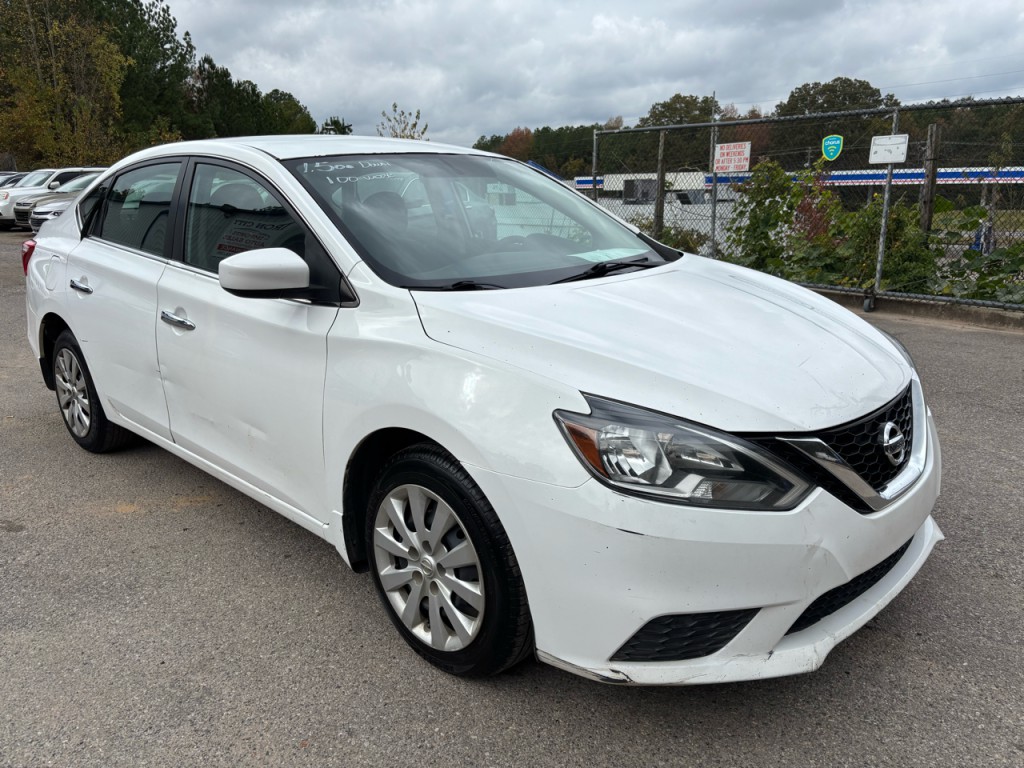 2016 Nissan Sentra Image 2