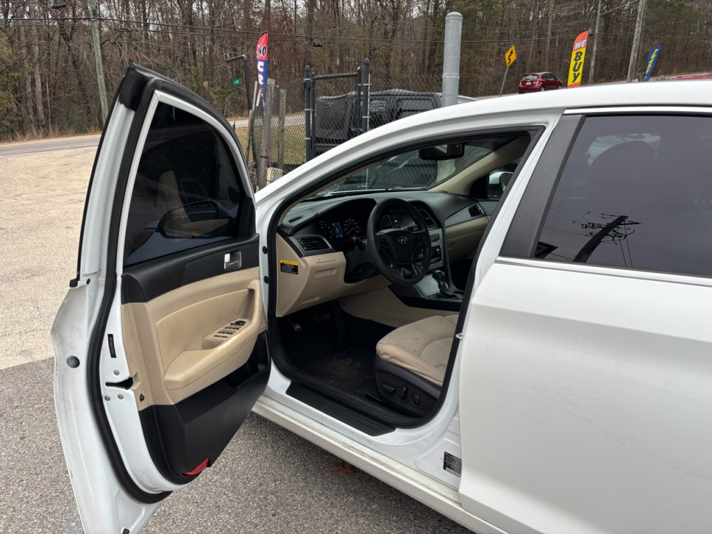 2015 Hyundai Sonata Image 5