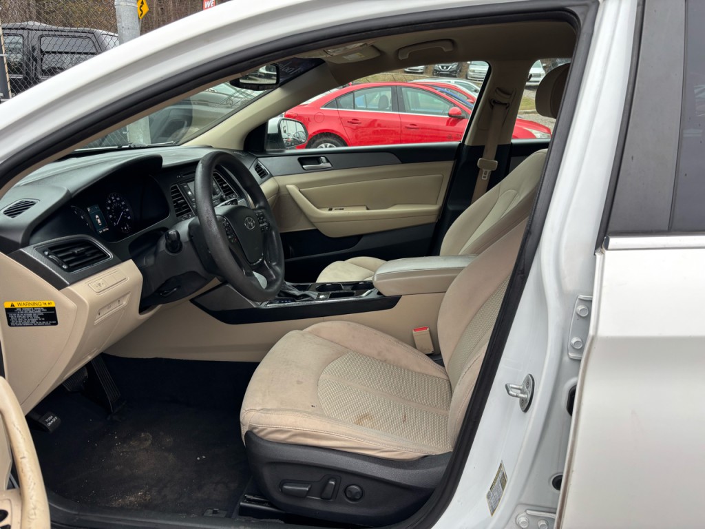 2015 Hyundai Sonata Image 6