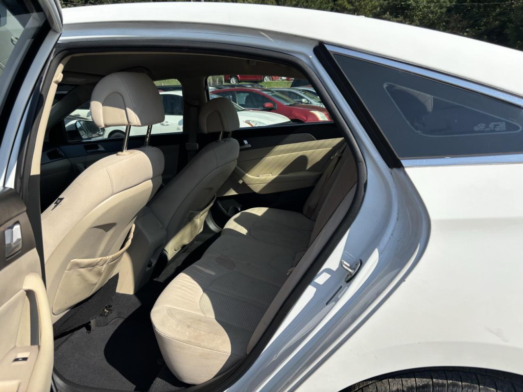 2015 Hyundai Sonata Image 8