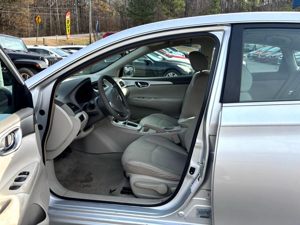 2013 Nissan Sentra Image 6