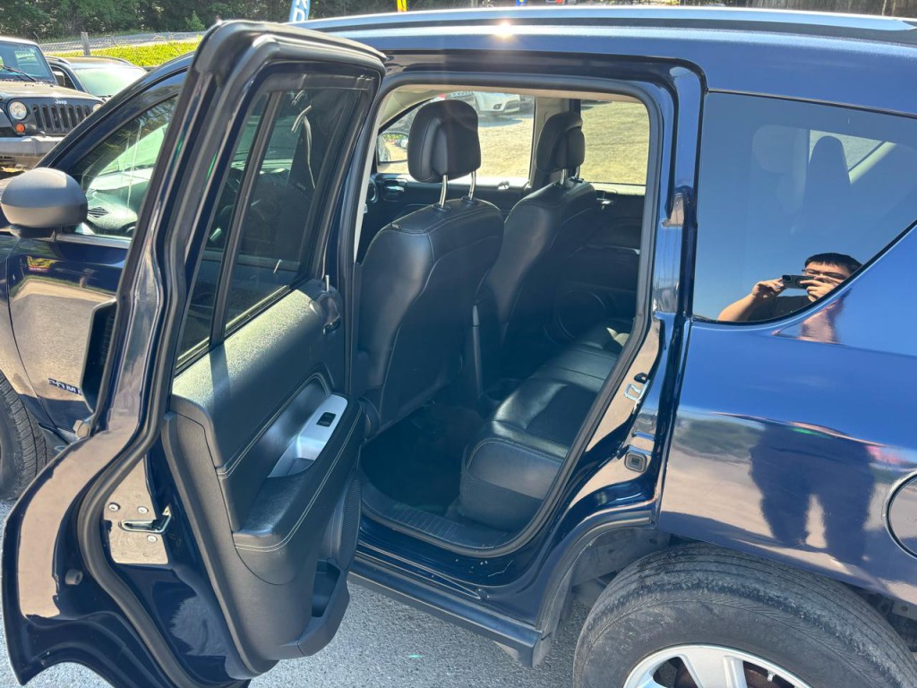 2017 Jeep Compass Image 6