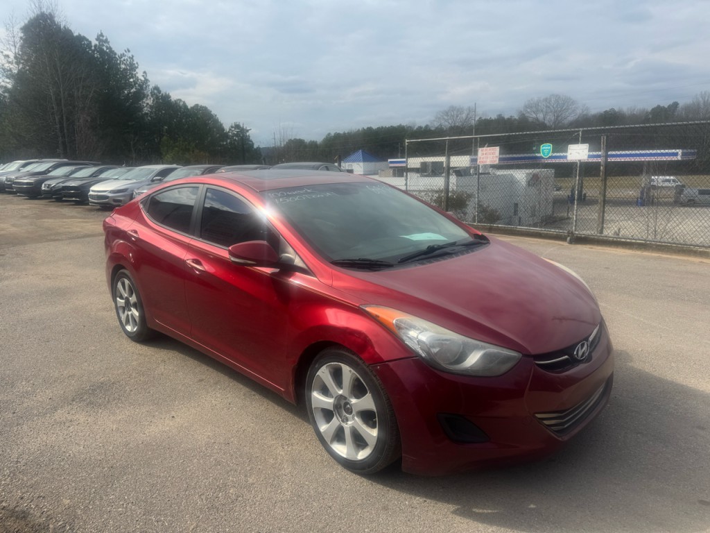2013 Hyundai Elantra Image 2
