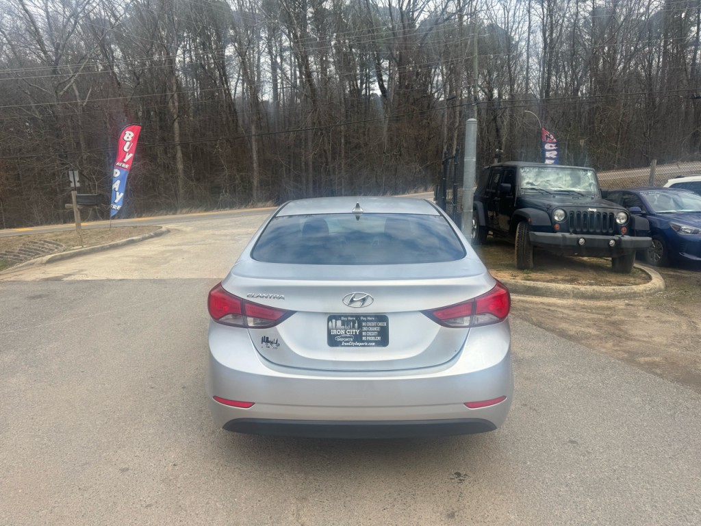 2014 Hyundai Elantra Image 10