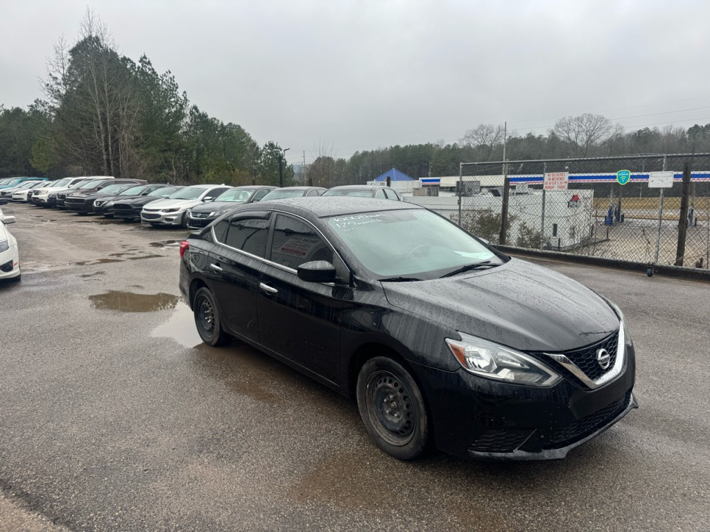 2017 Nissan Sentra Image 2