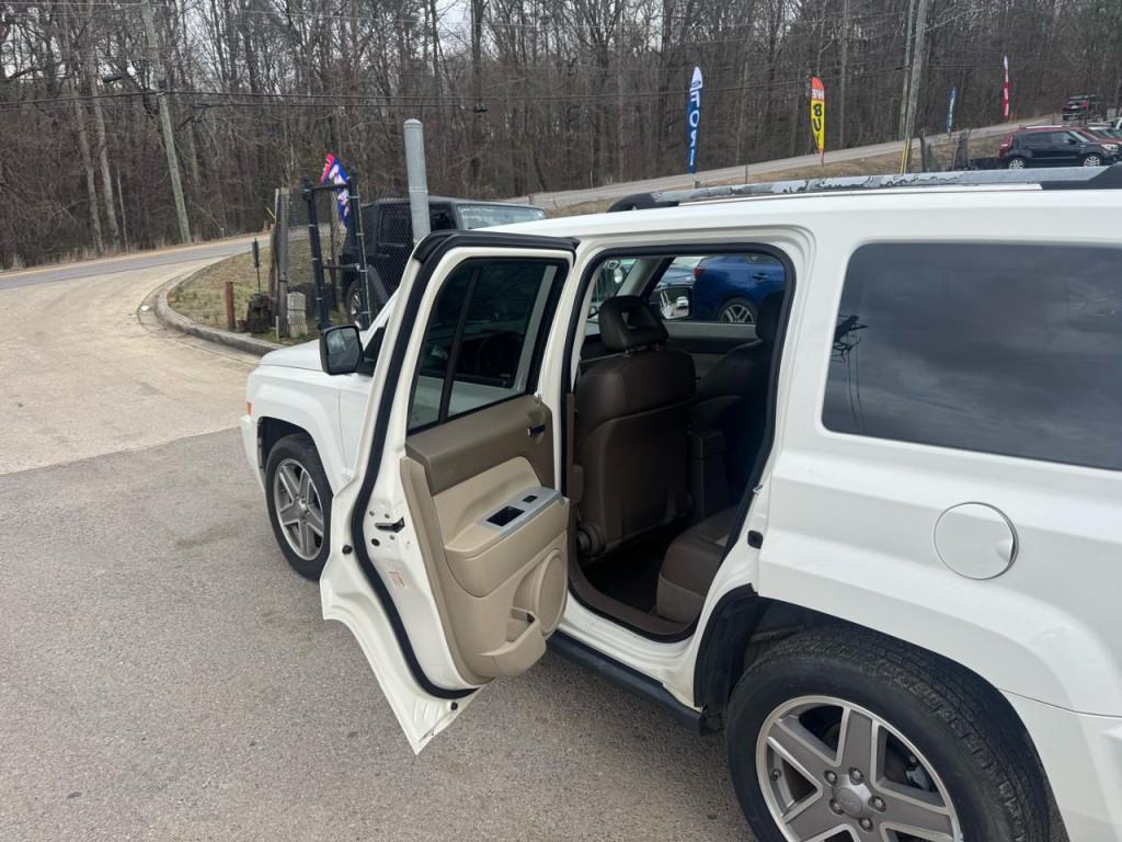 2008 Jeep Patriot Image 7