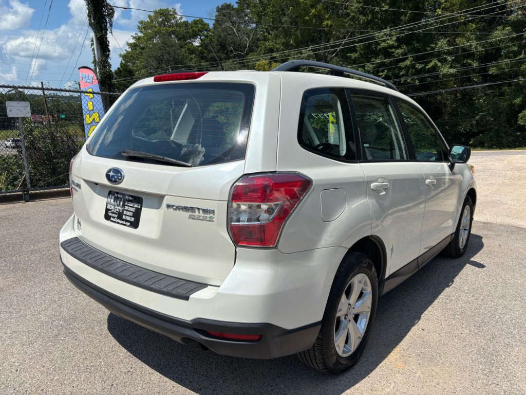 2015 Subaru Forester Image 3