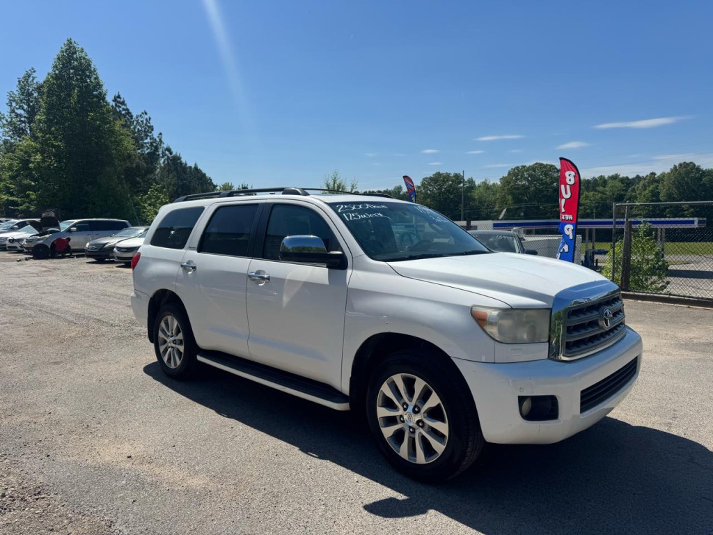 2011 Toyota Sequoia Image 2
