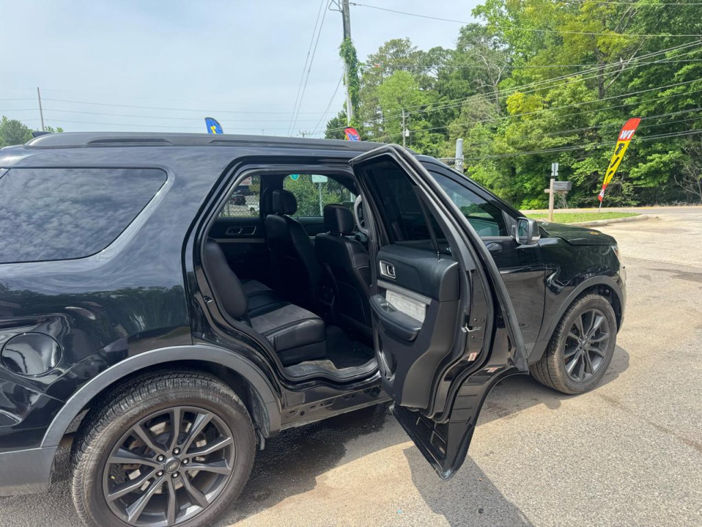 2017 Ford Explorer Image 6