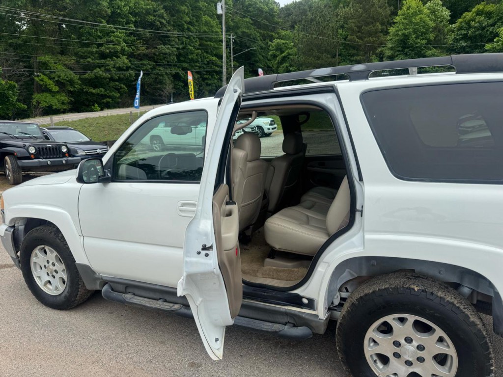 2003 Chevrolet Tahoe Image 4