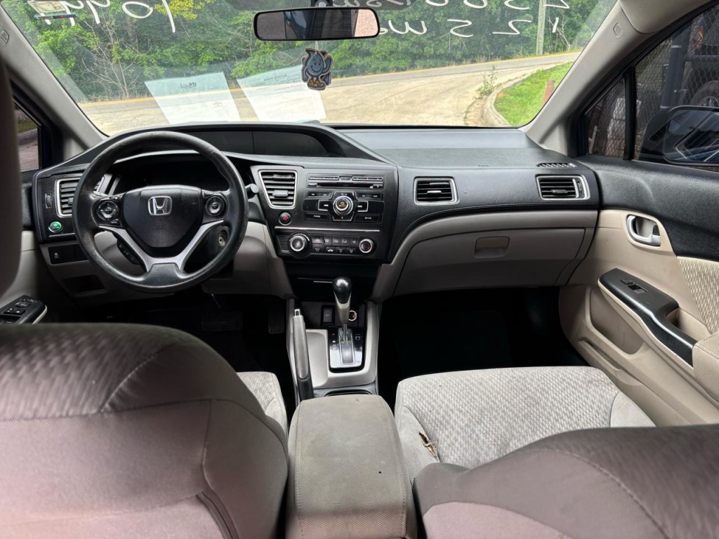 2015 Honda Civic Image 9