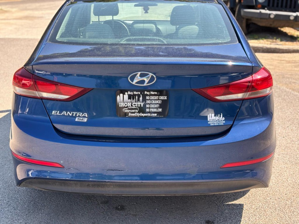 2018 Hyundai Elantra Image 10