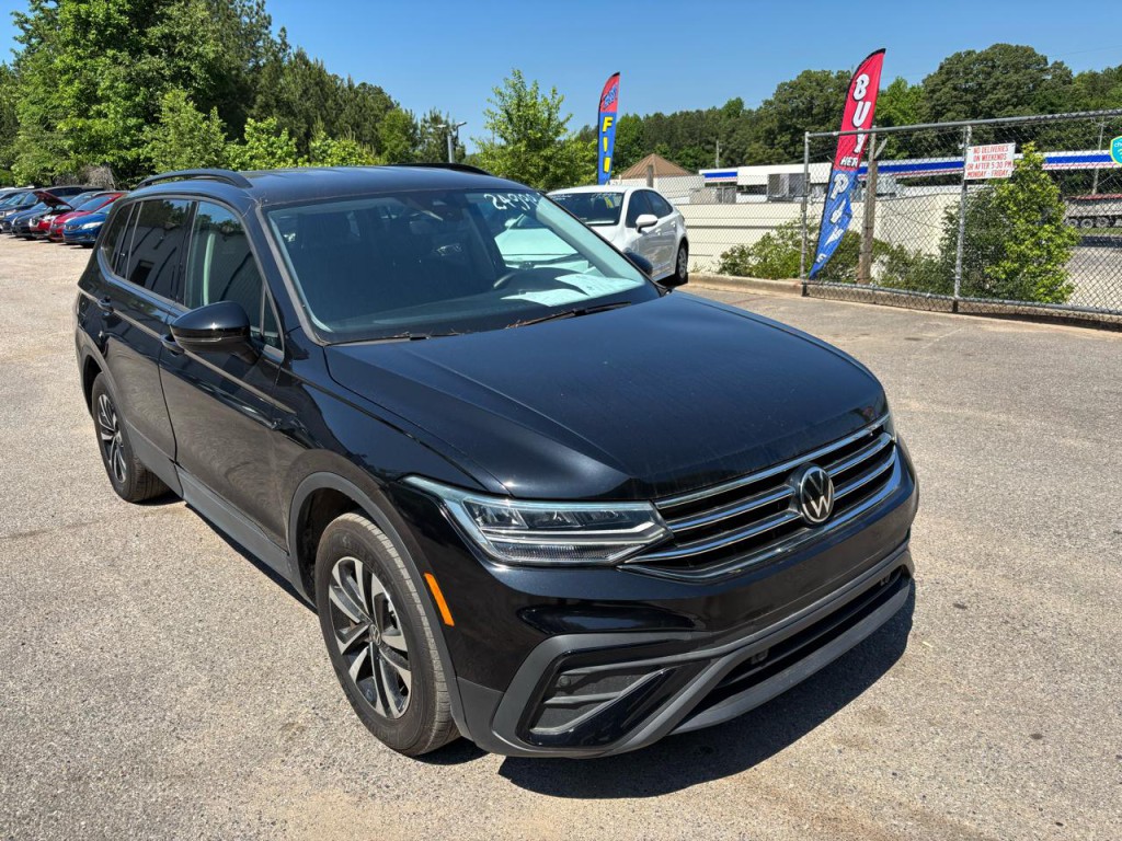2023 Volkswagen Tiguan Image 2