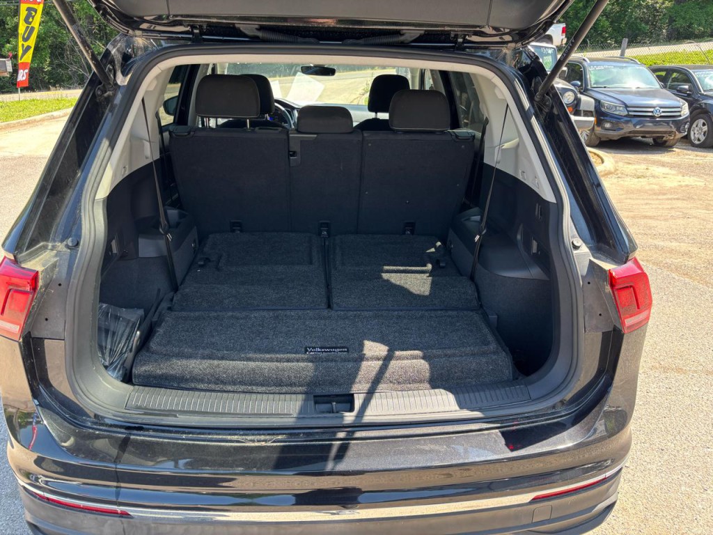 2023 Volkswagen Tiguan Image 11