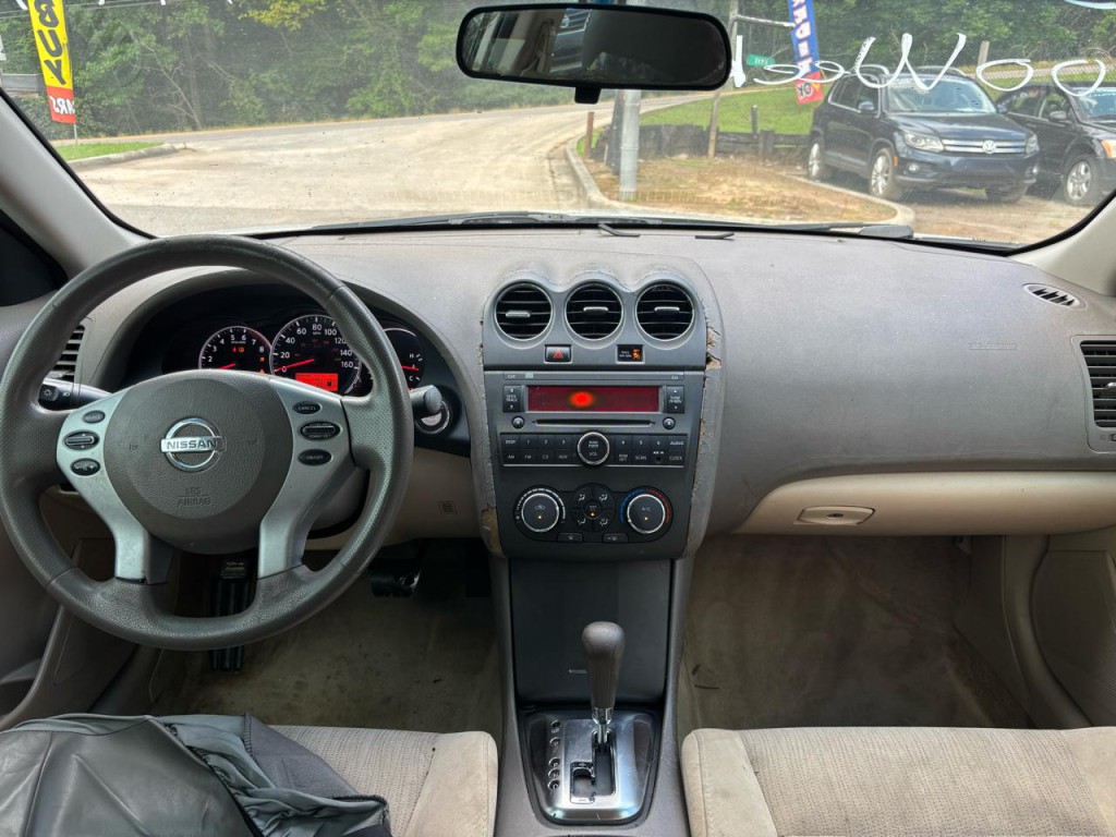 2012 Nissan Altima Image 10