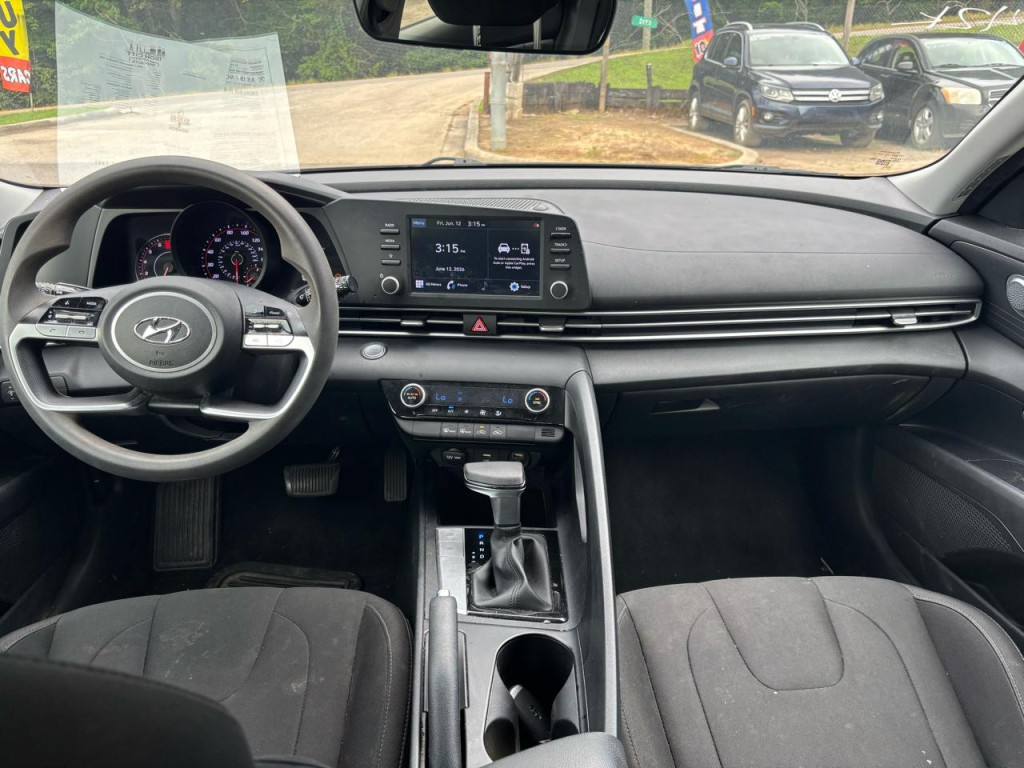 2021 Hyundai Elantra Image 9