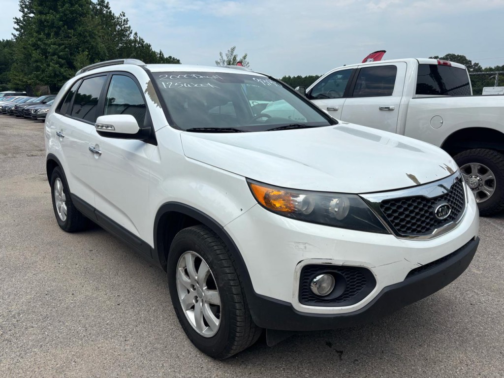 2013 Kia Sorento Image 2