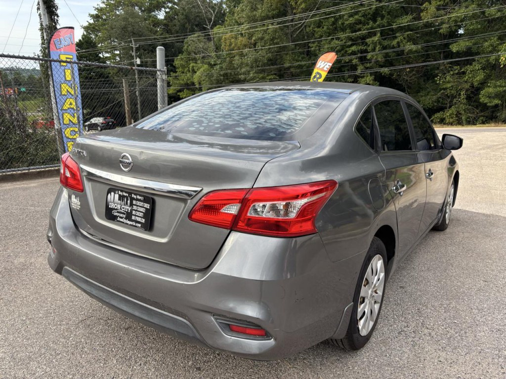 2017 Nissan Sentra Image 3