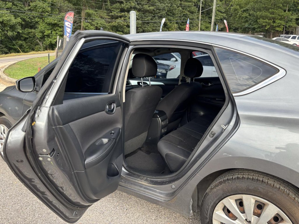 2017 Nissan Sentra Image 7