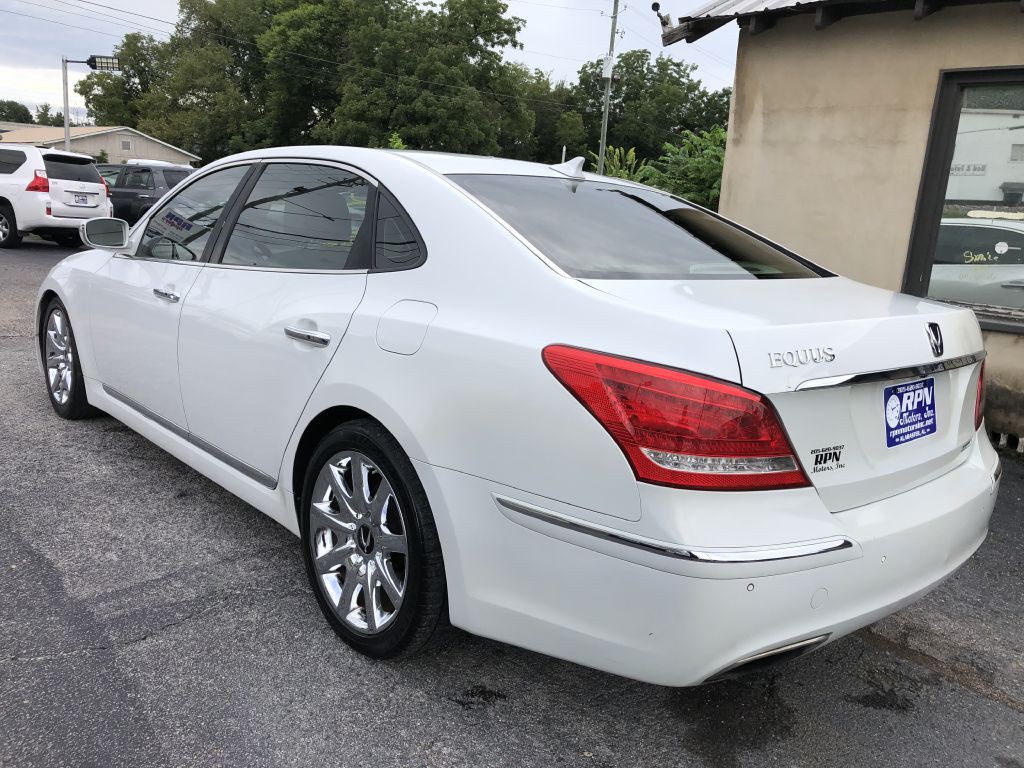2012 Hyundai Equus Image 6