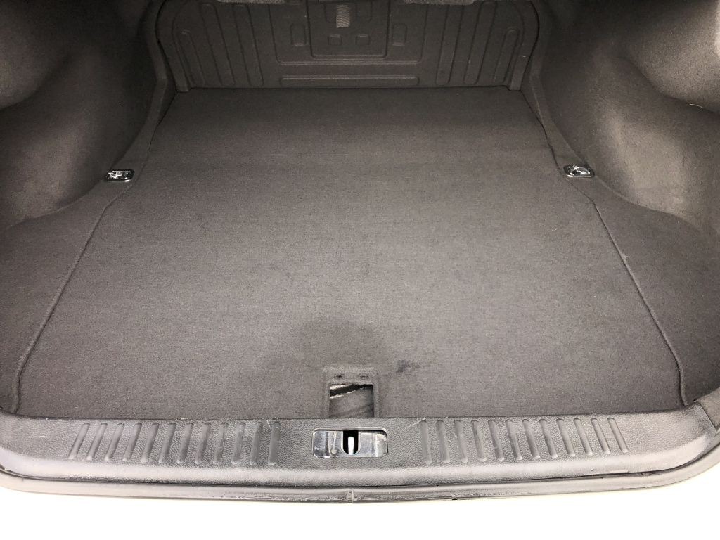 2012 Hyundai Equus Image 10