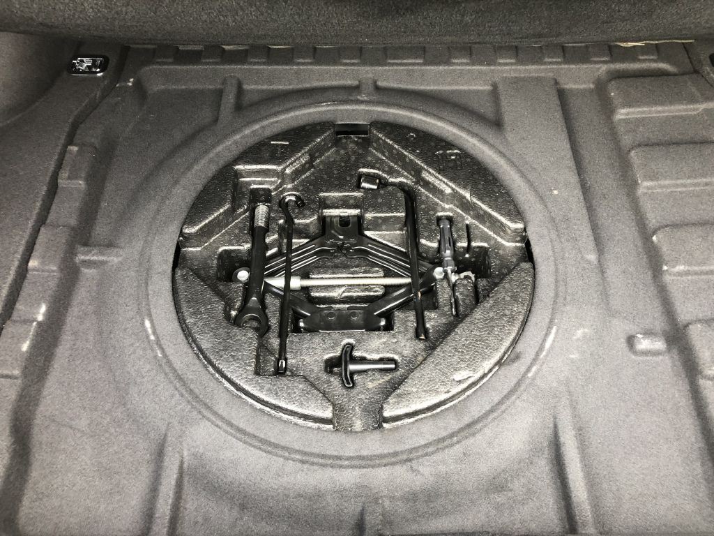 2012 Hyundai Equus Image 11