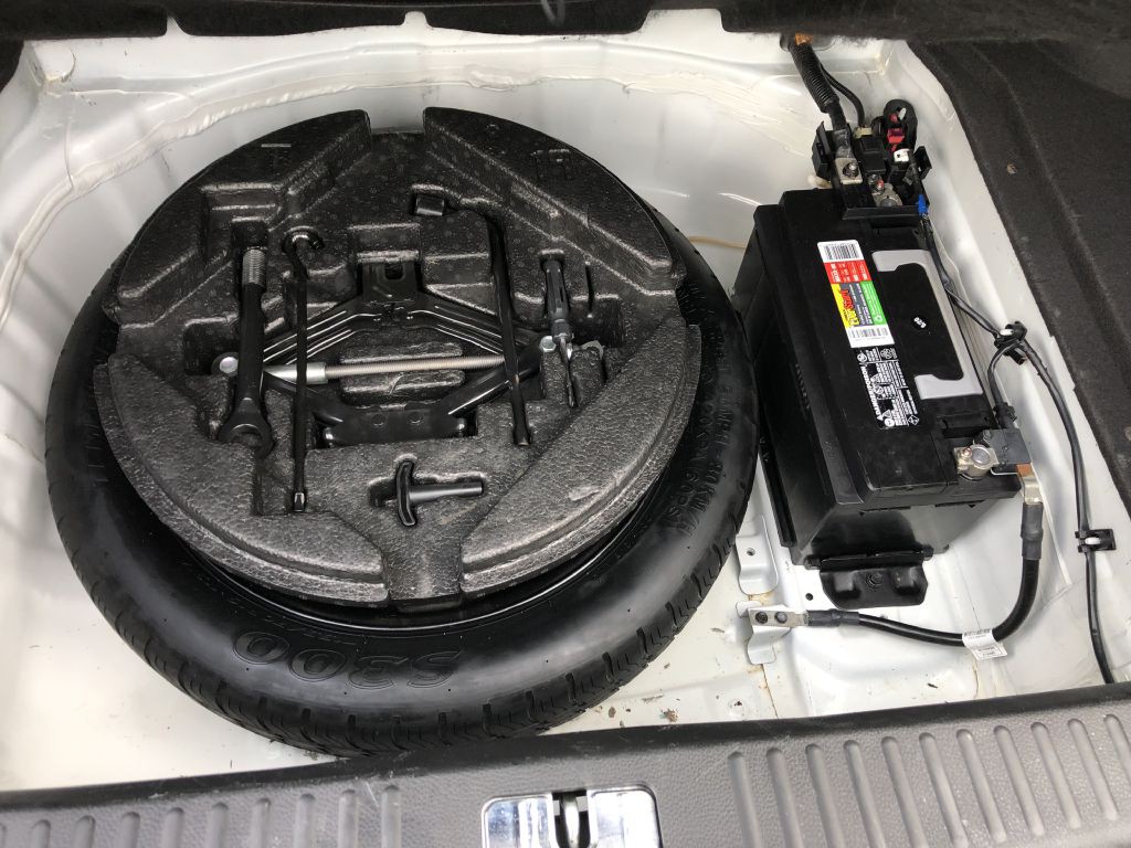 2012 Hyundai Equus Image 12