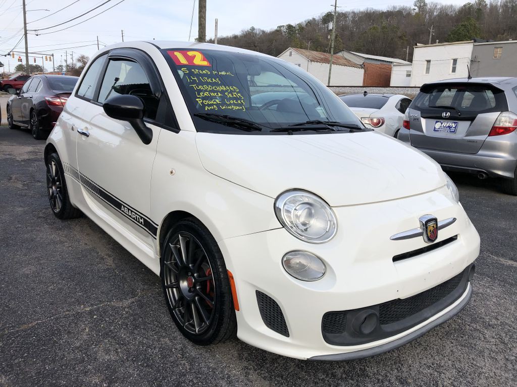 2012 FIAT 500 Image 1