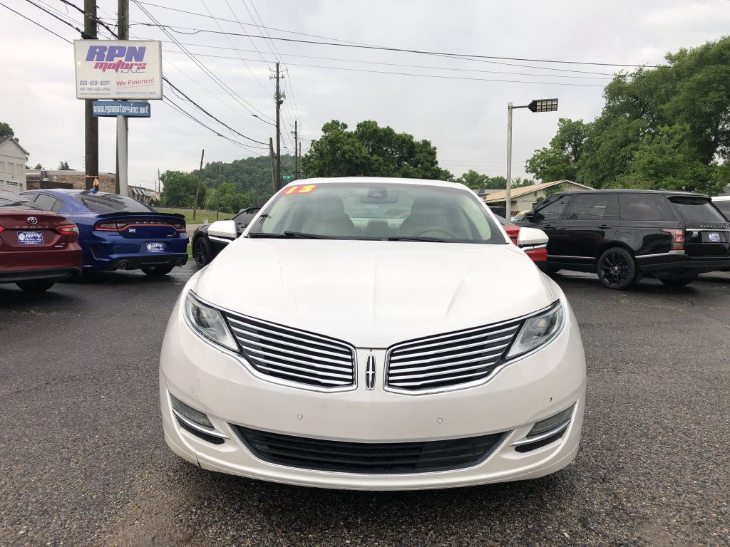 2013 Lincoln MKZ Image 3