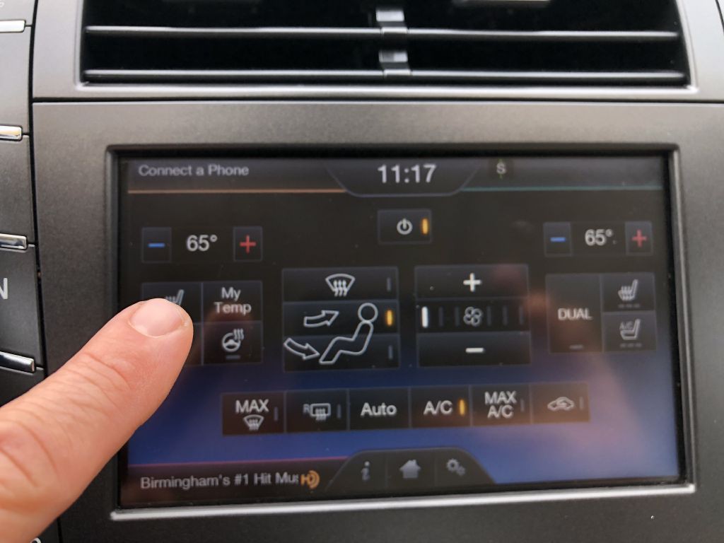 2013 Lincoln MKZ Image 30