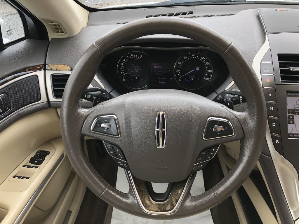 2013 Lincoln MKZ Image 36
