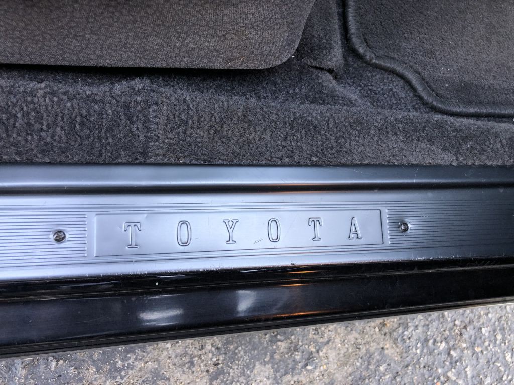 1991 Toyota Century Image 10