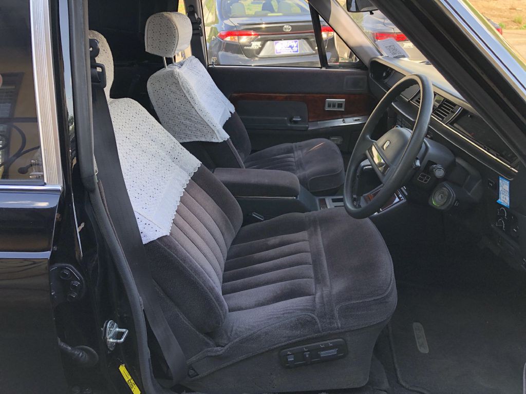 1991 Toyota Century Image 11