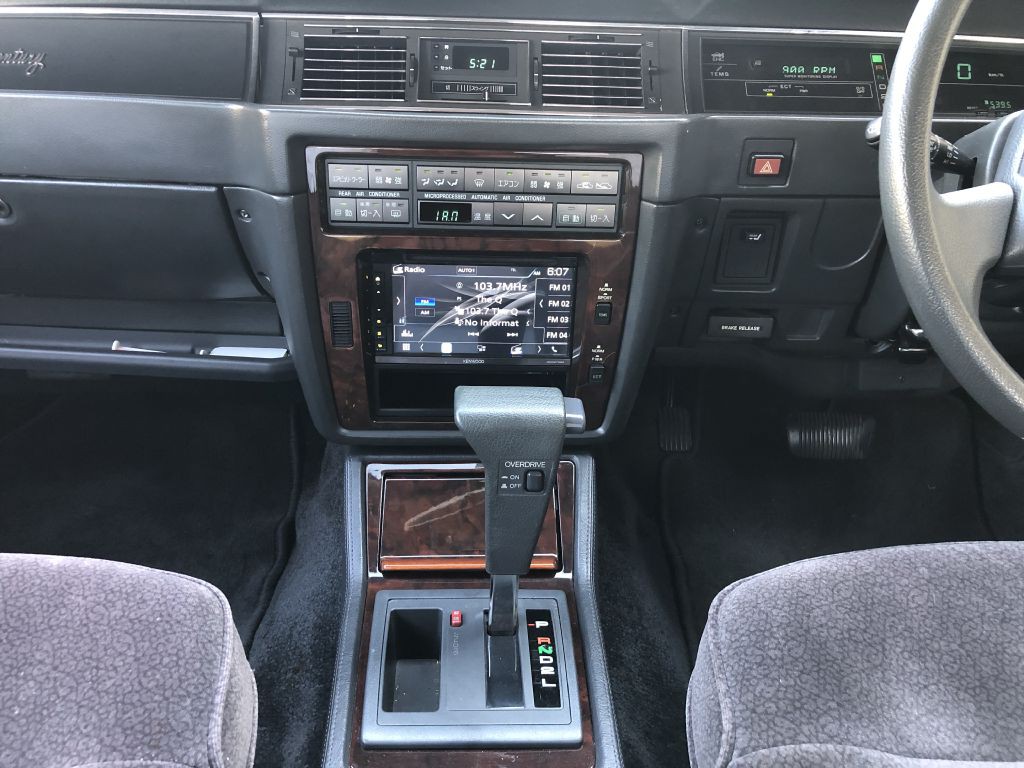 1991 Toyota Century Image 27