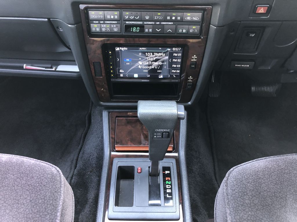 1991 Toyota Century Image 28