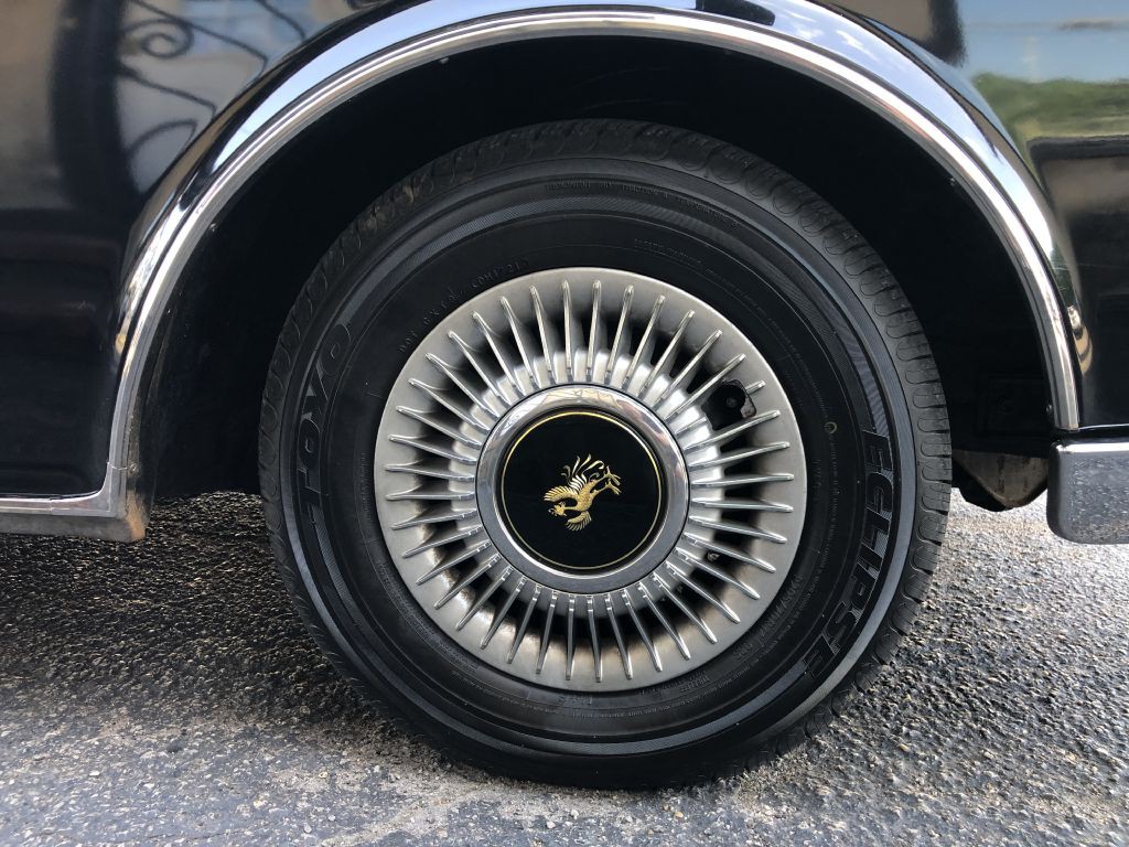 1991 Toyota Century Image 38