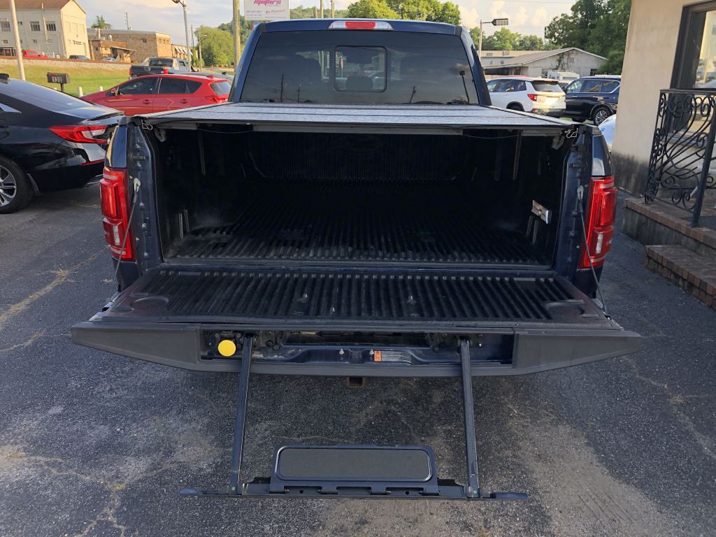 2015 Ford F-150 Image 9
