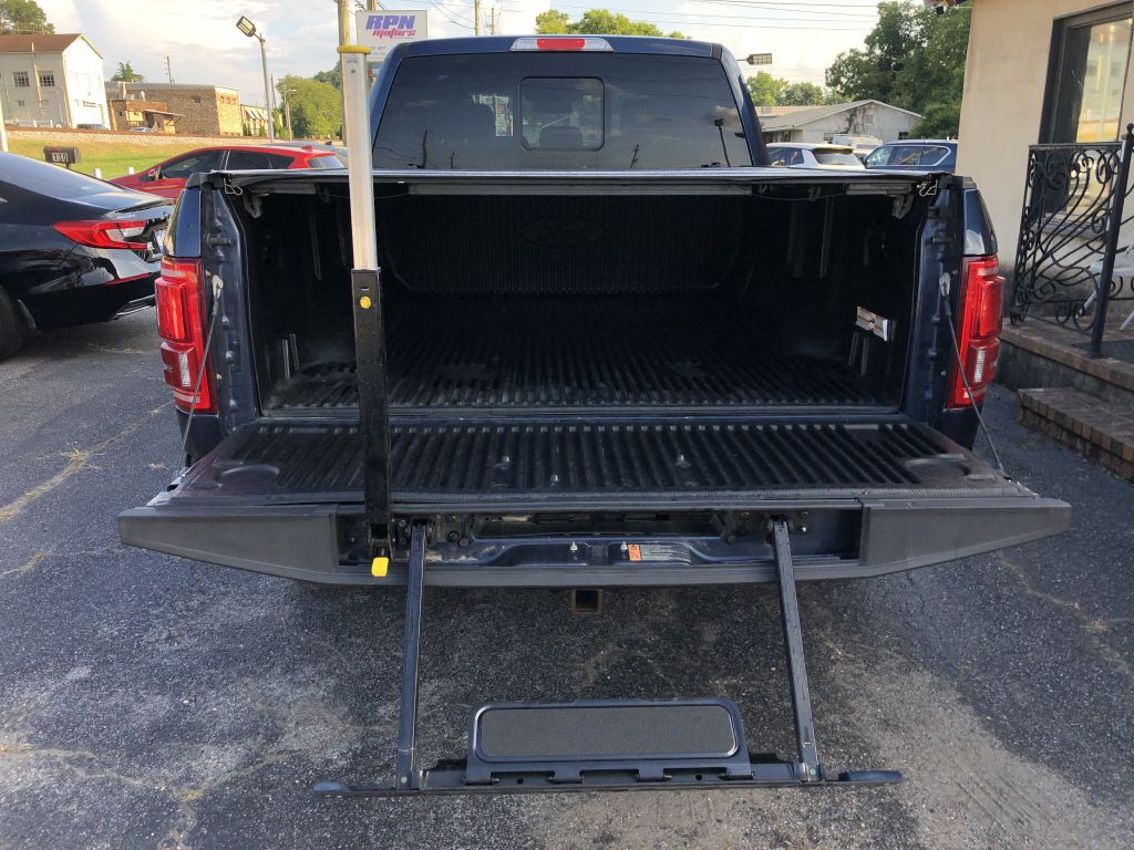 2015 Ford F-150 Image 10