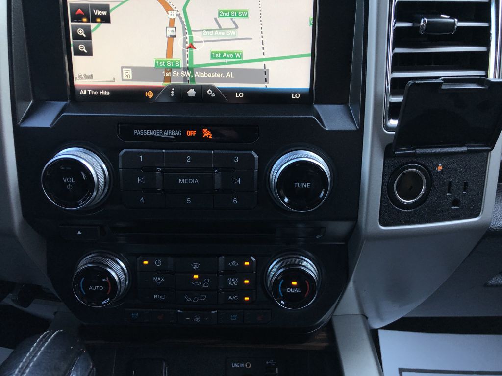 2015 Ford F-150 Image 38