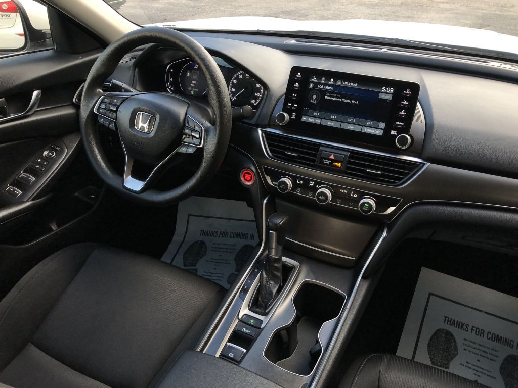 2021 Honda Accord Image 16