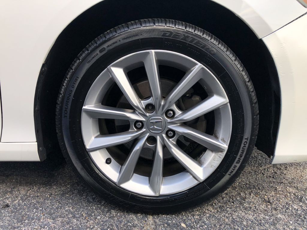 2021 Honda Accord Image 36